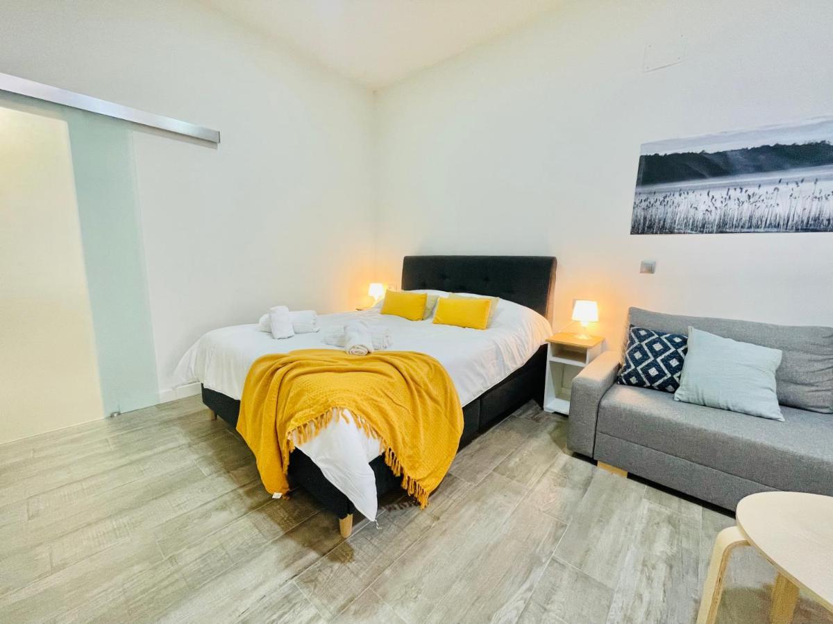 Acogedor Y Bien Situado P6 Apartment Málaga Exterior foto